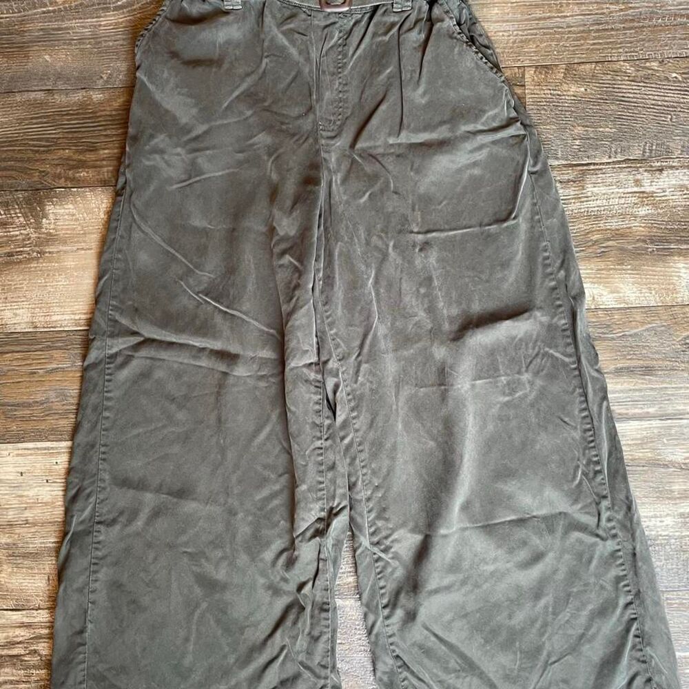 Olive Green Women’s Wide Leg Pants